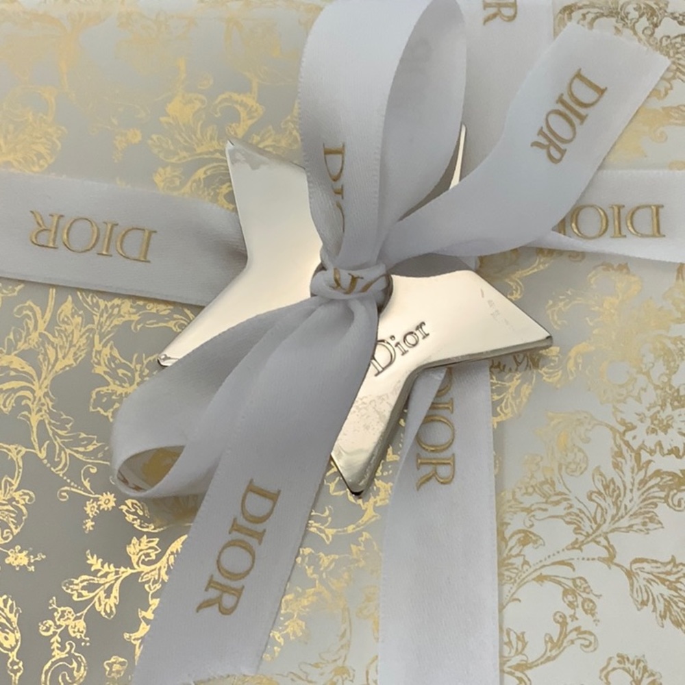 CHRISTIAN DIOR
Star Bag Charm - Picture 3 of 4